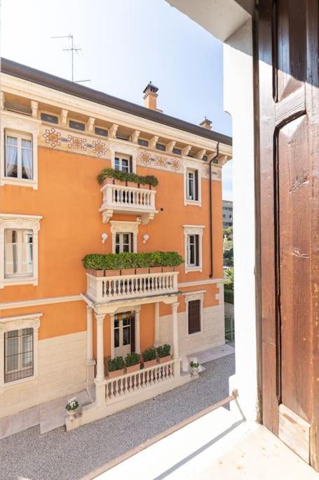 Apartament Residenza Sirtori Free Parking Werona Zewnętrze zdjęcie