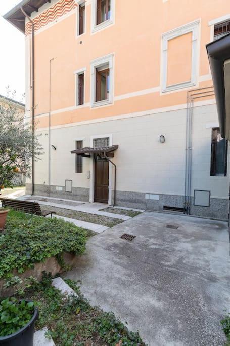 Apartament Residenza Sirtori Free Parking Werona Zewnętrze zdjęcie